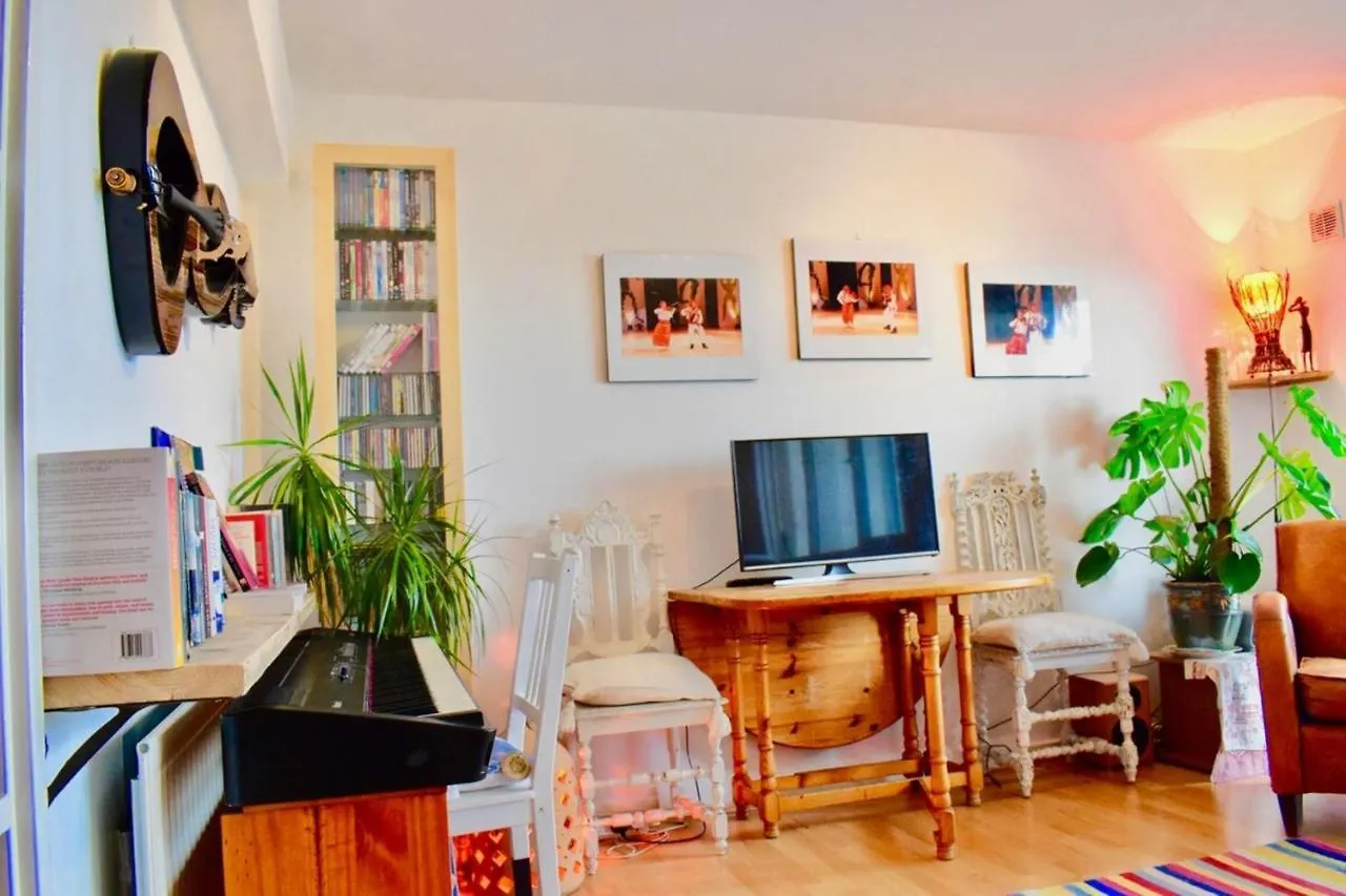 Lovely 2 Bedroom Apartment With Balcony And Sea Views Brighton United Kingdom