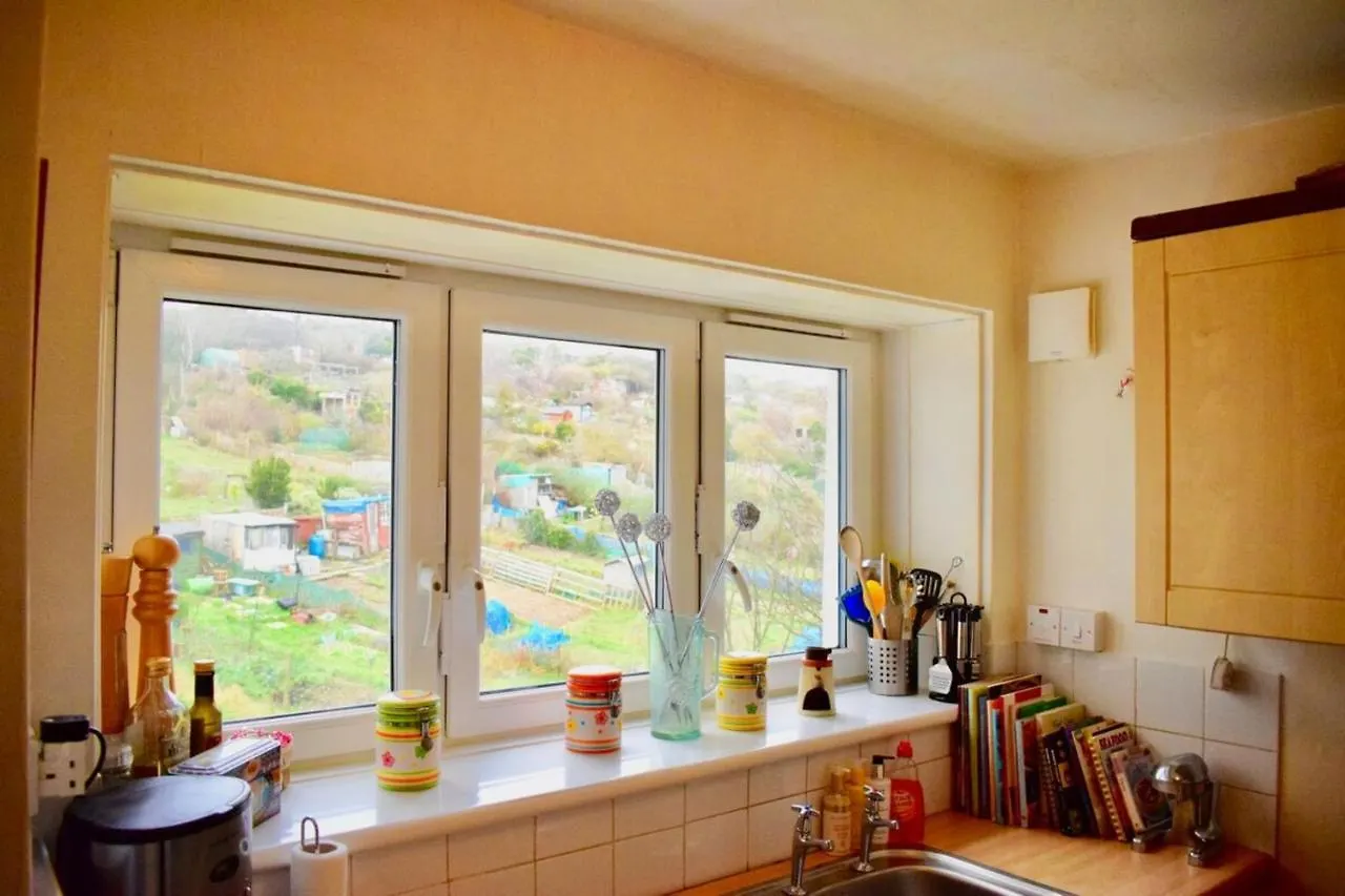 Lovely 2 Bedroom Apartment With Balcony And Sea Views Brighton United Kingdom